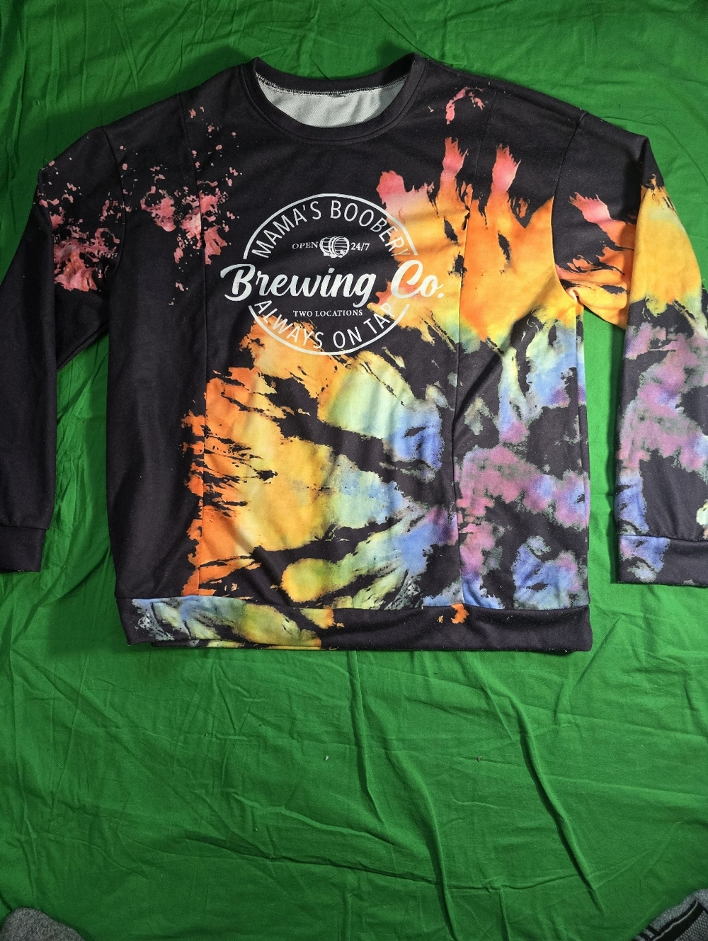 Mama's Booberry Brewing Co. Men Graphic Sweatshirt Size Large
